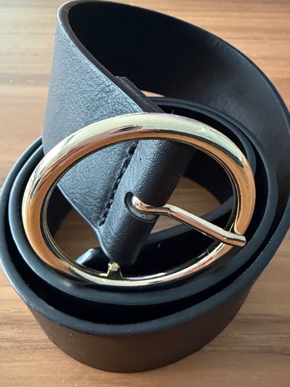 Brandy Melville Gold Circular Belt!
